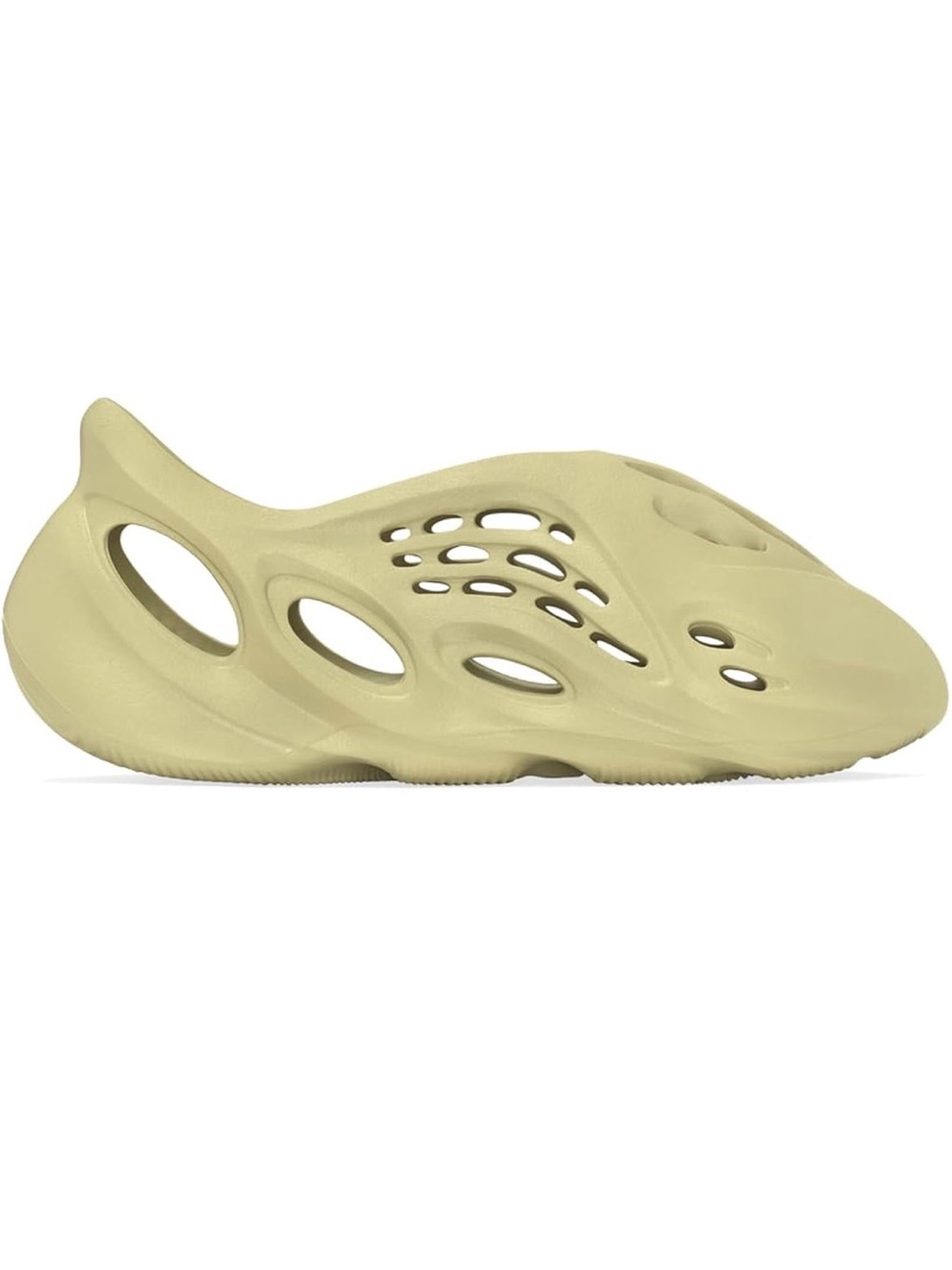 Yeezy Foam Runner Slip-On in Pale Beige